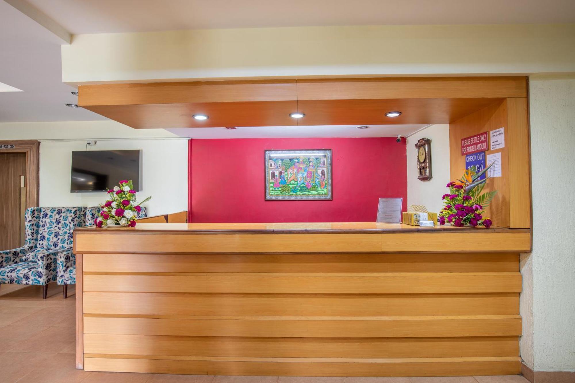 Vinayaga Inn By Poppys, Ooty Ngoại thất bức ảnh